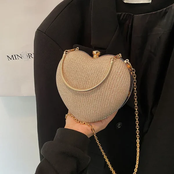 Bolsa de mão feminina brilhante, bolsa de mão em formato de coração, de metal, com corrente, de ombro, de luxo - Imagem 2