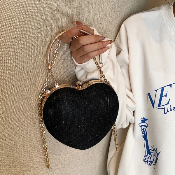 Bolsa de mão feminina brilhante, bolsa de mão em formato de coração, de metal, com corrente, de ombro, de luxo - Imagem 9