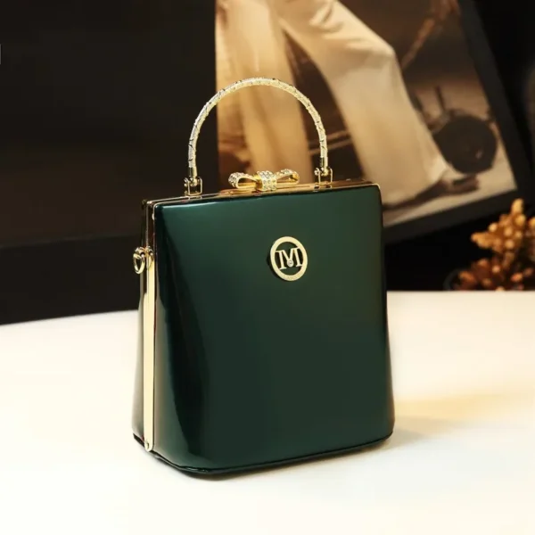 Bolsa pequena feminina 2024 novo design elegante e de nicho, estilo sofisticado e ocidental, crossbody feminina de luxo leve - Imagem 2